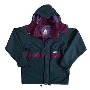90’s Sierra Designs Dark Green and Purple Spring/Rain Hooded Jacket